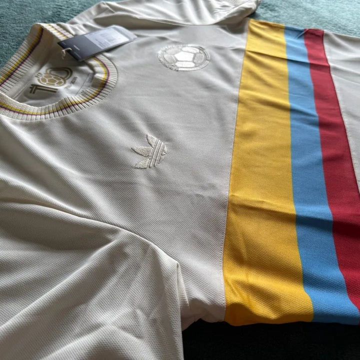 Camiseta Colombia Anniversary Original 100 anos (PAGA 1 Y LLEVA 2)